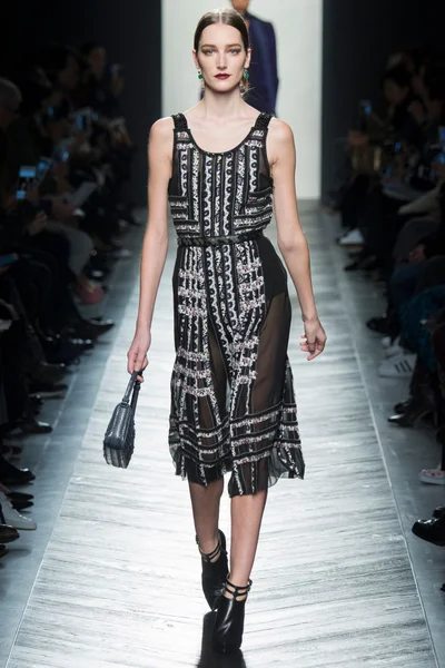 Look 35